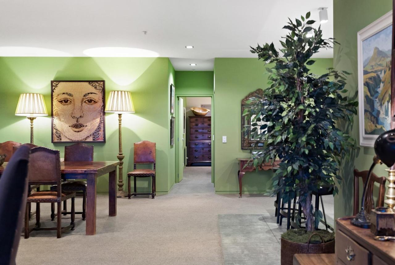 The Shotover Luxury Apartment *